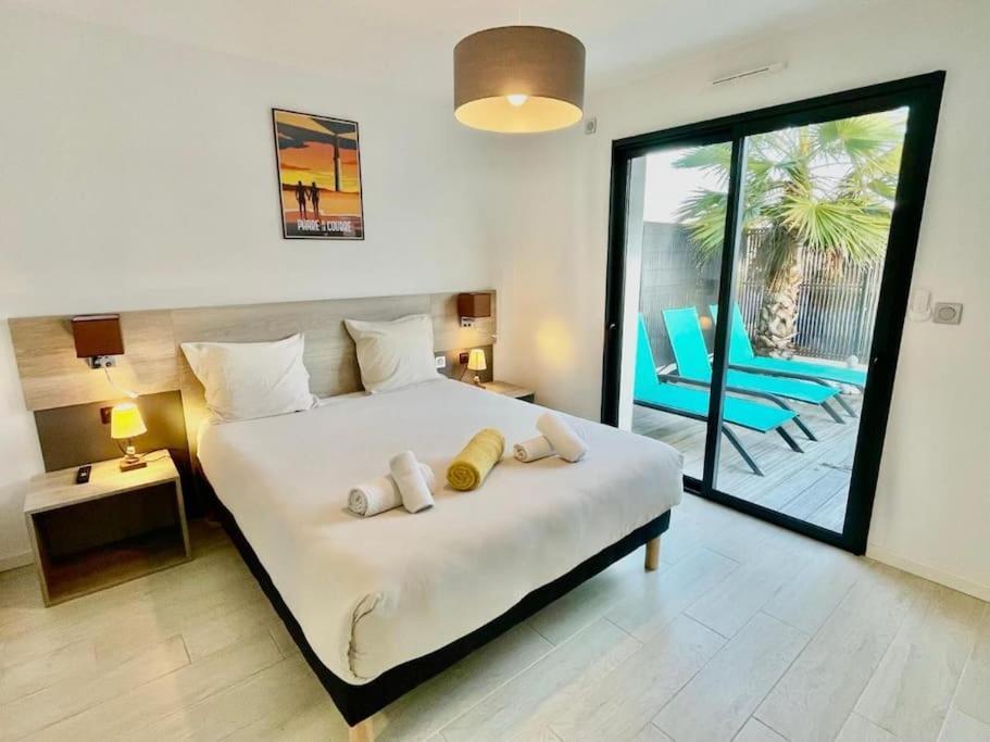 Villa Avec Piscine Proche Plages *